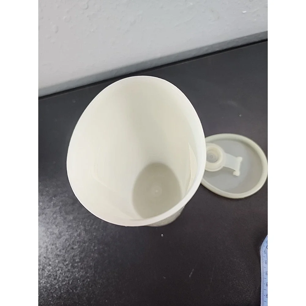 Tupperware Vintage Sweet Saver Container 640‎ With Pour Spout Lid